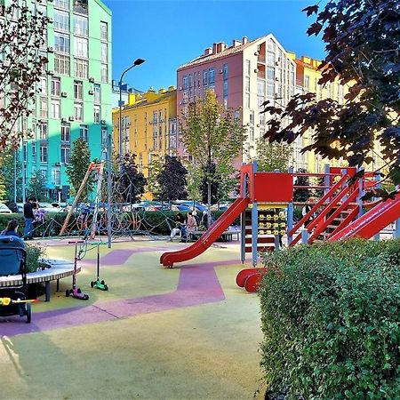 Смарт-Апартаменти На 1 Поверсі Kyiv Exterior photo