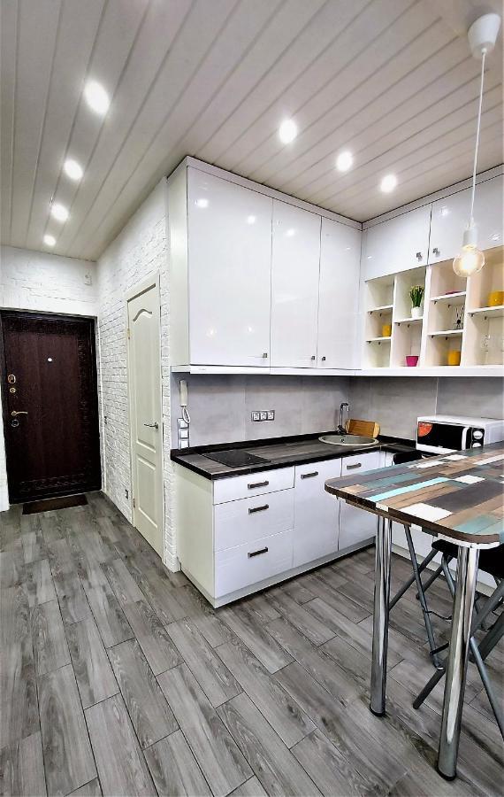 Смарт-Апартаменти На 1 Поверсі Kyiv Exterior photo