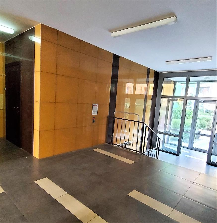 Смарт-Апартаменти На 1 Поверсі Kyiv Exterior photo